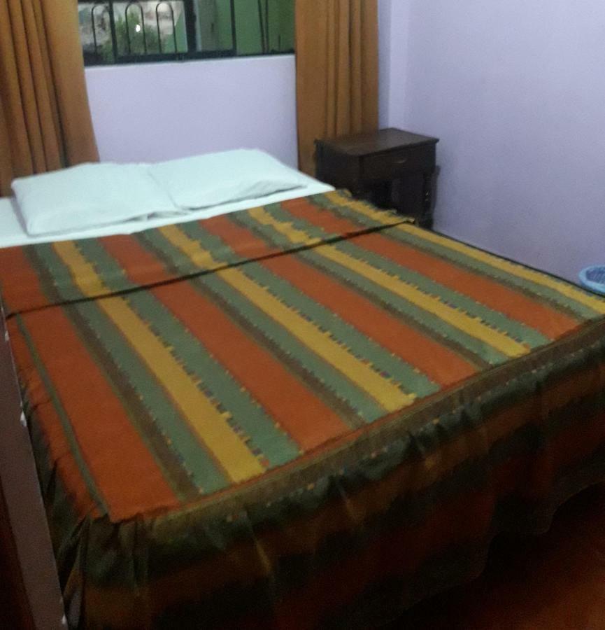 Mama Chelita Hotel Наска Екстериор снимка