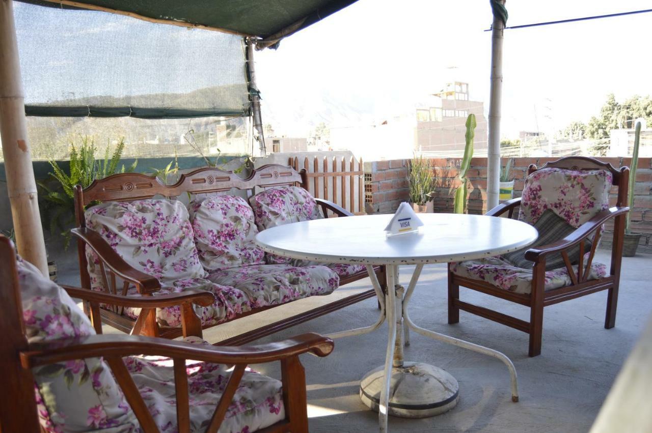 Mama Chelita Hotel Наска Екстериор снимка